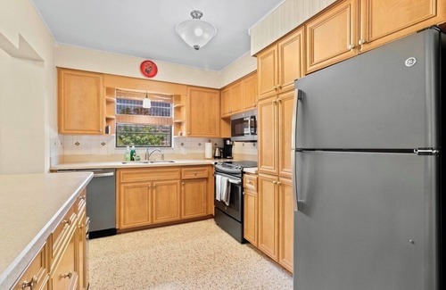 Bayshore Gardens House | Perfect Pool Getaway in Bradenton Near Sarasota!