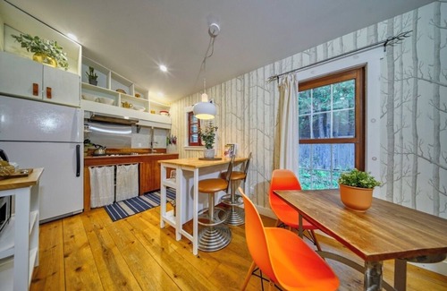 Ayers Cliff Apartment | Perfect Winter Weekend Loft in the ❤️ of the Eastern Townships