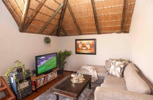 Greater Johannesburg Metropolitan Area Apartment | Perfectly located beauty in secure Estate