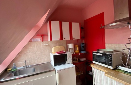 Perros-Guirec Apartment | Perros-Guirec - Ideal for holidays 2 Pers . Pink Granite Coast