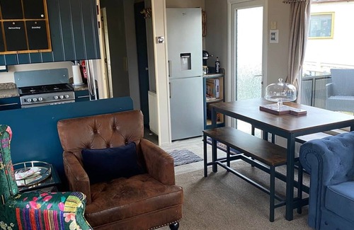 York House | PET FRIENDLY COSY ACCOMMODATION WITH PRIVATE HOT TUB 9 MILES FROM YORK CENTRE