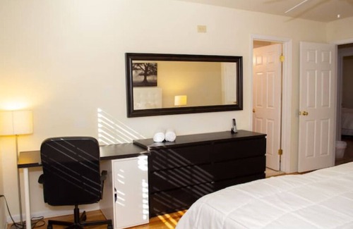 Bridgewater Apartment | Pet friendly,cozy 3bdroom,2 fullbath,golf course locale,free parking,Bridgewater