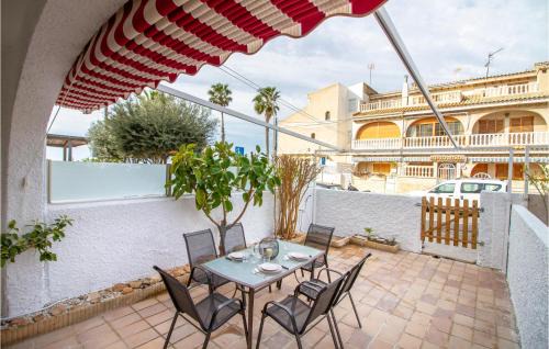 Santa Pola House | Pet Friendly Home In Santa Pola With Kitchenette