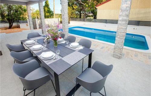 Seline House | Pet Friendly Home In Seline