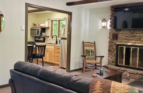 Ray Brook House | PET FRIENDLY -LOCATED BETWEEN LAKE PLACID AND SARANAC LAKE WITH PONTOON RENTALS