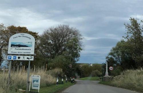 Portmahomack House | PetFriendly-Beachfront-SunsetFacingSunPorch-Garden