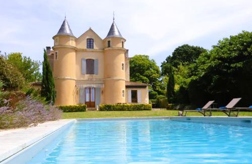 Seyches Villa | Petit Château Le Bouge, entire house - logement entier
