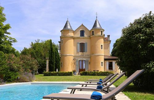 Seyches Villa | Petit Château Le Bouge, entire house - logement entier