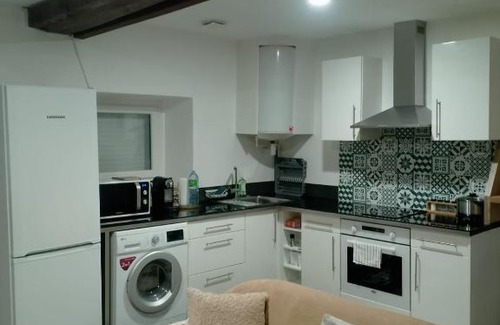 Auneau Apartment | petite maison cosy