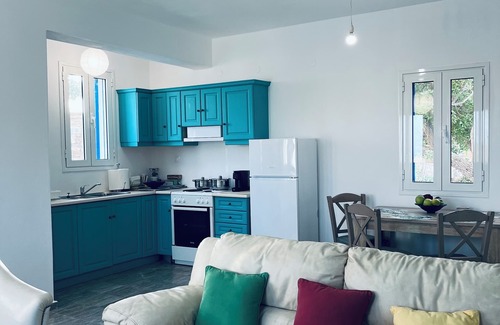 Ios Hotel | Petradi Hotel