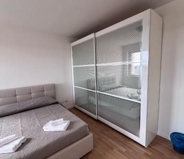 Zona XVI Torrenova Apartment | Petrocelli apartment