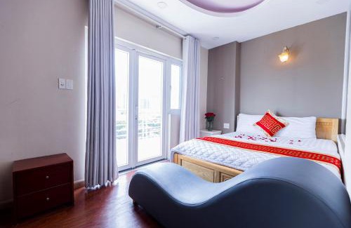 Tan Thuan Dong Hotel | Phú Gia 464 NVL
