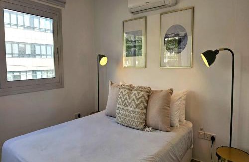 Acropolis Apartment | Phaedrus Living: City Centre Luxury Flat Esperidon 201