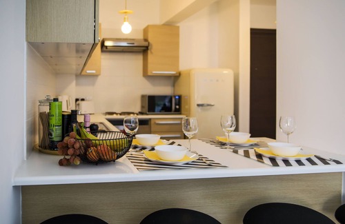 Lykabittos Villa | Phaedrus Living: City Luxury Flat Anemone 103