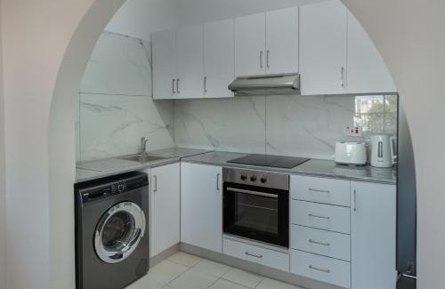 Old Town Apartment | Phaedrus Living Golden Seaview Residence