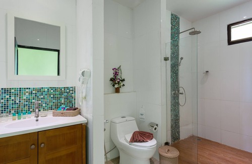 Ko Phi Phi Hotel | Phi Phi Long Beach Resort & Villa