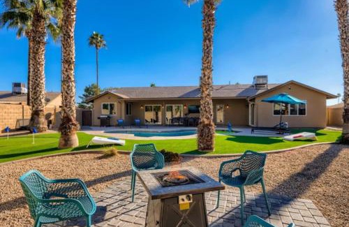 Paradise Valley Village House | Phoenician Sunrise - Theatre and Game Room, Pool