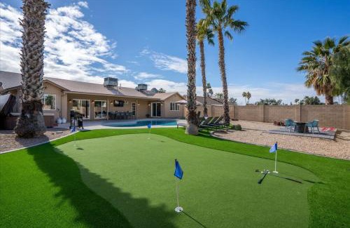 Paradise Valley Village House | Phoenician Sunrise - Theatre and Game Room, Pool