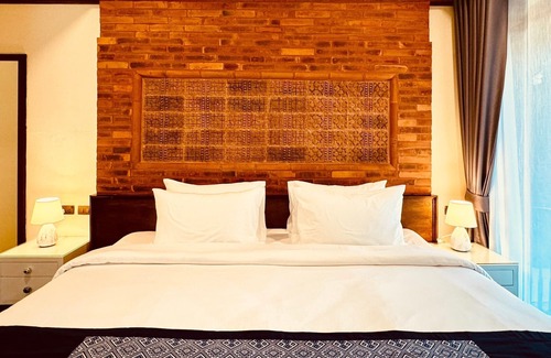 Old City Hotel | Phor Liang Meun Terracotta Arts Hotel