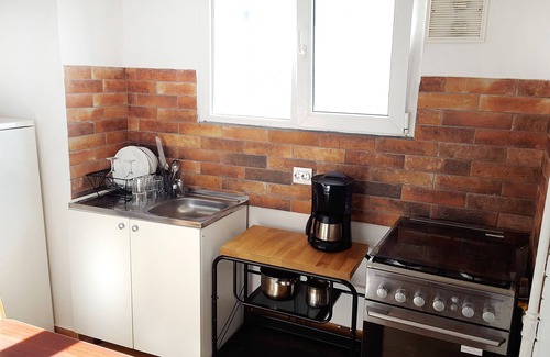 Bucharest City-Centre Apartment | Piata Victoriei Kiseleff Park Studio with garden view