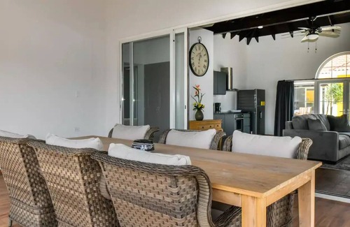 Santa Cruz House | Picaron Villas 4