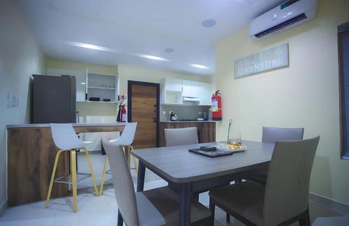 Lagos Mainland Apartment | Picturesque 3-bedroom Apartment in Yaba