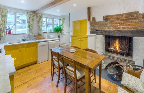 Arundel House | Picturesque cottage in the heart of Arundel