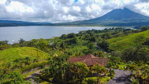 El Fosforo House | Pie In The Sky 2 Luxury Home With Amazing Views!