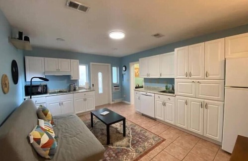 Avon By The Sea Apartment | Pier Side Getaway The Seaturtle