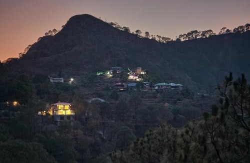 Kumarhatti House | Pihu's Nest Kasauli