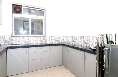 Vile Parle East Apartment | Pinaki Comfort Stay, Vile Parle - Near Airport