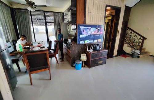 Kune N.m. Villa | Pine Estate , Lonavala By Ebony Stays – Luxury 4BHK Villa with Private Pool