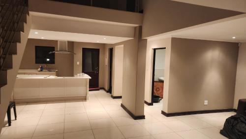 Newcastle Villa | Pine&olive guest house