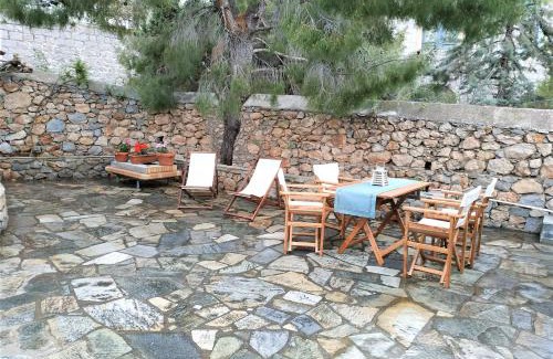 Hydra House | Pine Trees and Sea View Houses in Hydra - Daphne, Chloe, Myrto, Eleni