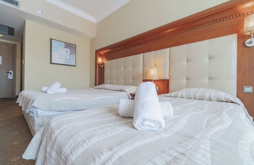Marmaris City Center Resort | Pineta Park Deluxe Hotel - All Inclusive