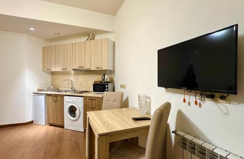 Kentron Apartment | Pinko apartments