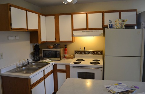 Homer Hotel | Pioneer Inn Downtown