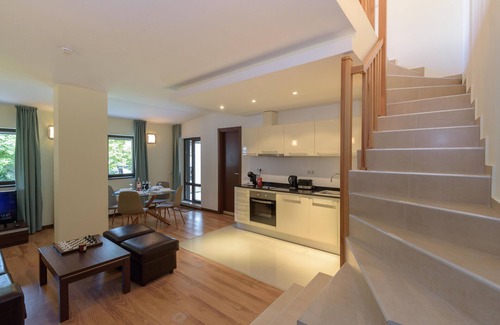 Razlog Apartment | Pirin Peaks Apartment with Pool & Spa next to golf course and near Bansko