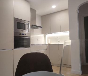 Old Town Apartment | Piso del Paraíso - Parking gratis en el centro de Oviedo