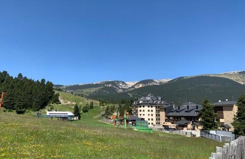 La Coma I la Pedra Apartment | Piso en el port del comte