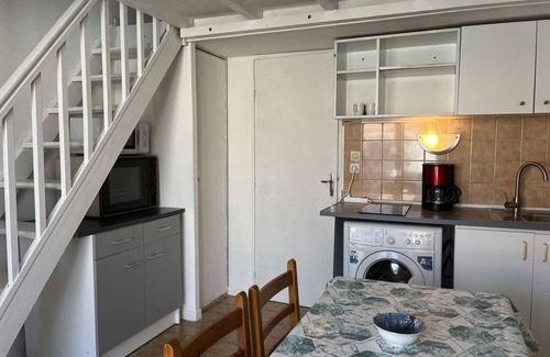Leucate House | PL010 104 Mezzanine cabin house sleeps 6 PORT LEUCATE NATURISME