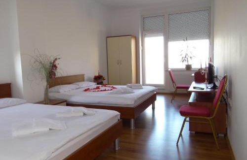 Delnice Hotel | Planinarski Centar Petehovac
