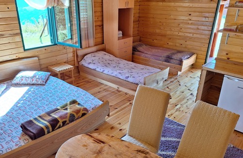 Mojkovac Cottage | Planinske drvene kolibe,blizu nacionalnog parka Biogradska Gora i rijeke Tare.