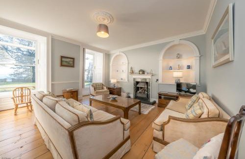 Criccieth House | Plas-Bryn-Hir
