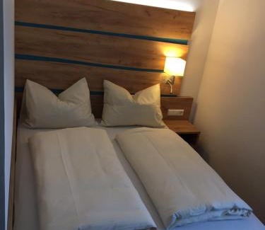 Unterschneidheim Hotel | Platzwirt