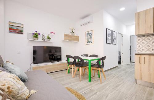 Pueblo Nuevo Apartment | Plaza de toros de las Ventas, Ifema, Movistar Arena, Aeropuerto
