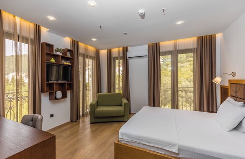 Lucice Hotel | Plaza Lucice