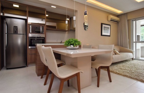 Florianopolis Apartment | Plaza Saint Tropez: Conforto no Itacorubi P2255