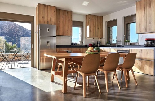 Vrachasi House | Pleasant house in Vrachasi with private pool