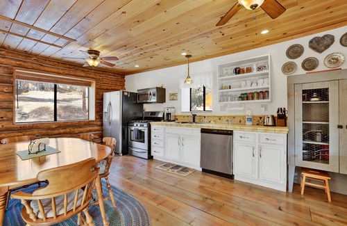 Fawnskin Cabin | Pleasant Pause Family Retreat in Big Bear Lake